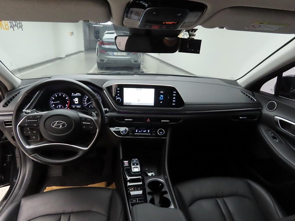 HYUNDAI Sonata - Vista 6