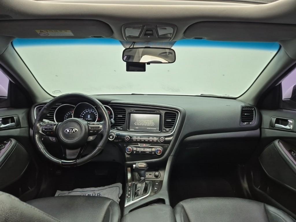 KIA K5 - Vista 8