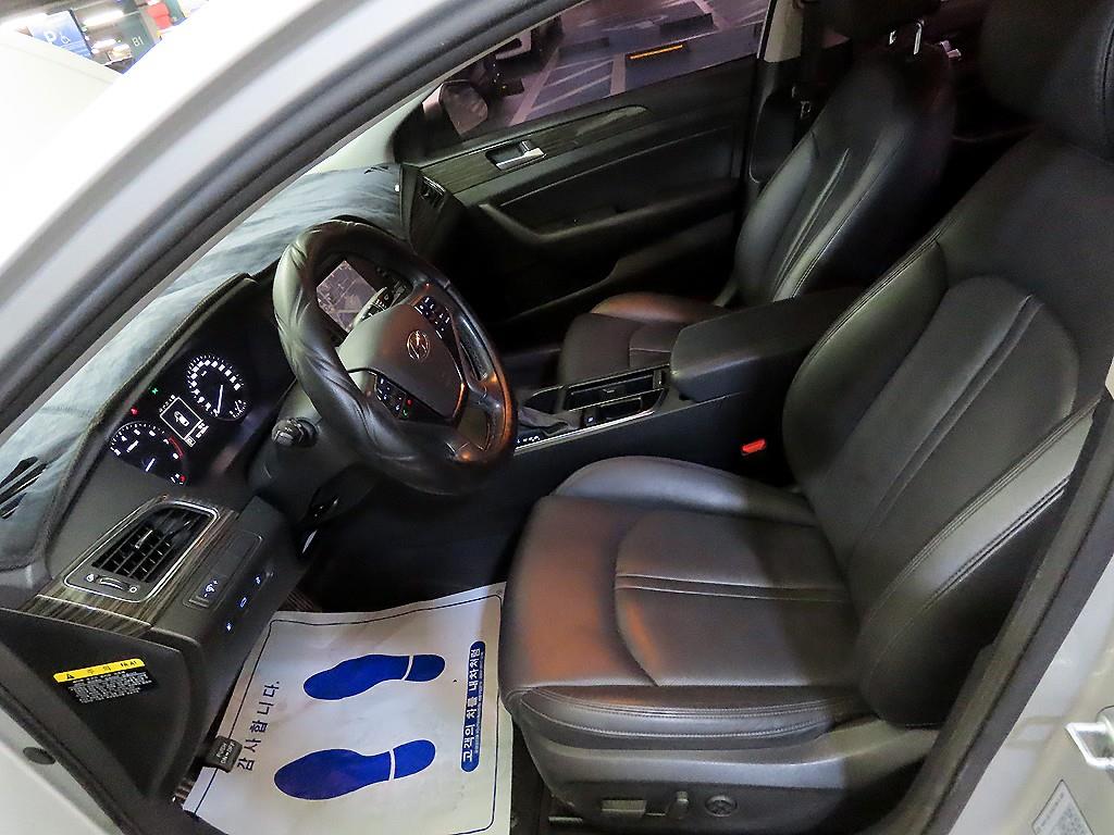 HYUNDAI Sonata - Vista 6