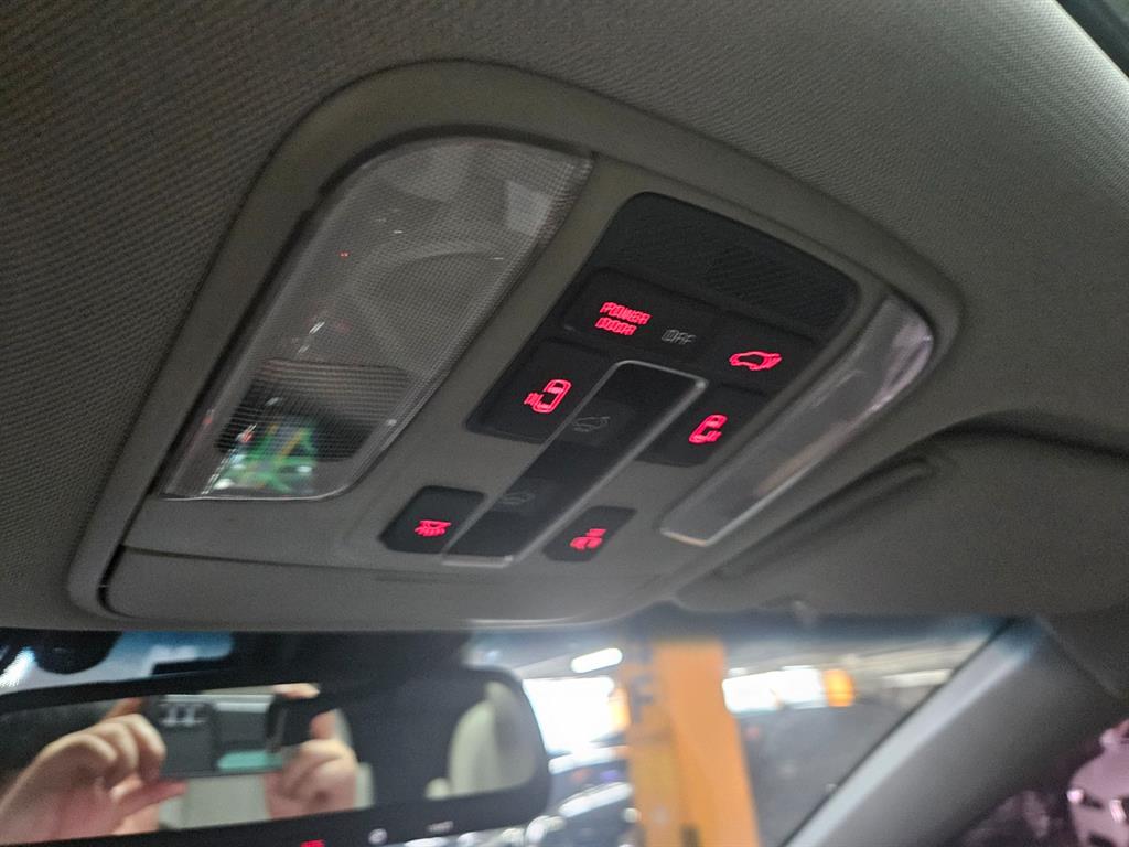 KIA Carnival 2016 Gris - Importación desde Corea - HF Imports Iquique - Foto 15