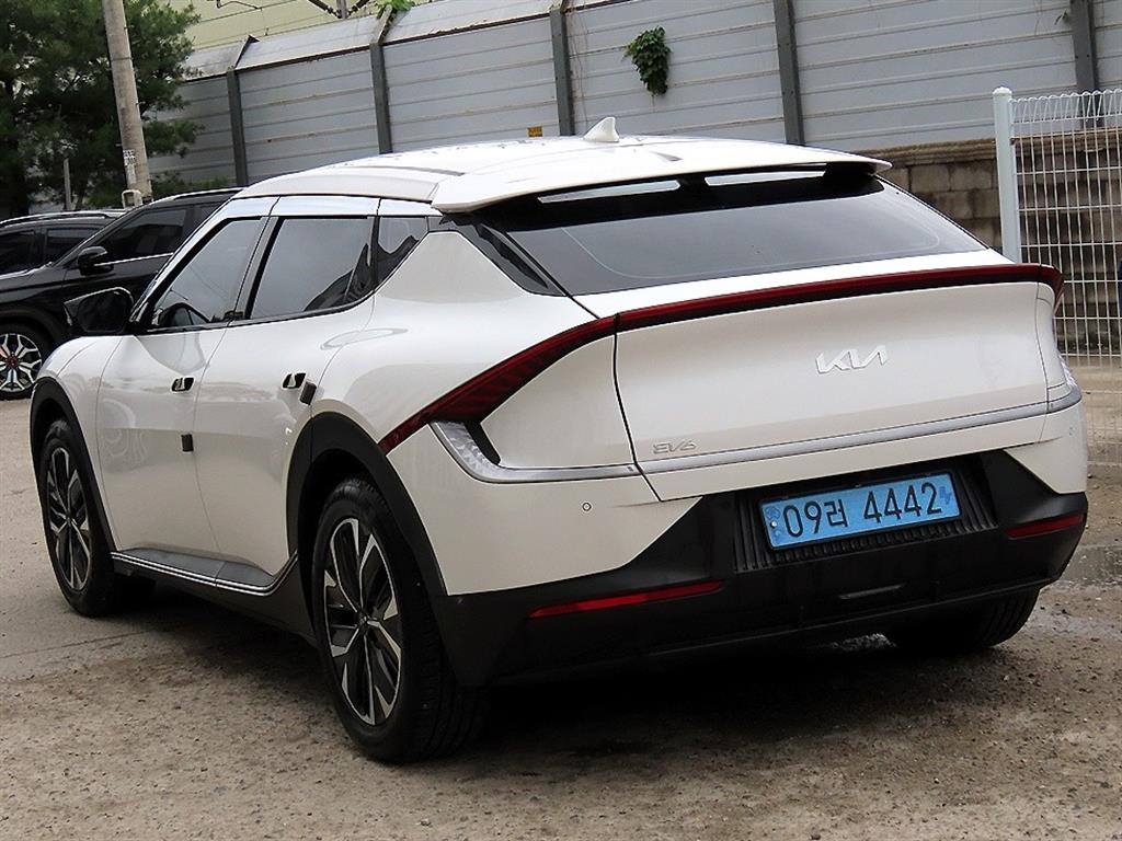 KIA EV6 - Vista 3