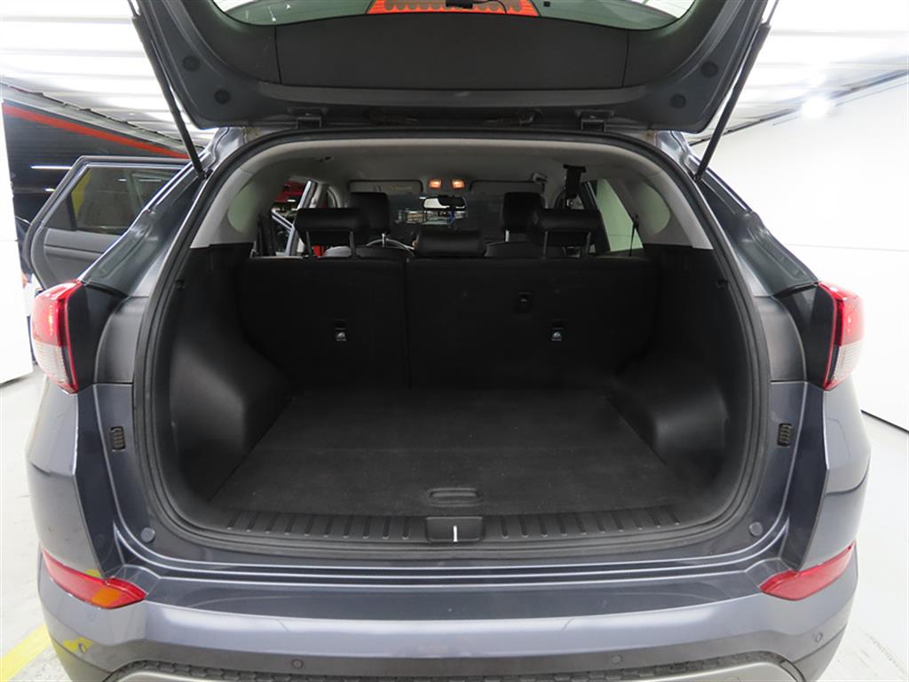 HYUNDAI Tucson 2018 Gris - Importación desde Corea - HF Imports Iquique - Foto 18