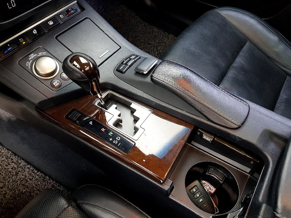 Lexus ES 2013 Plateado - Importación desde Corea - HF Imports Iquique - Foto 13