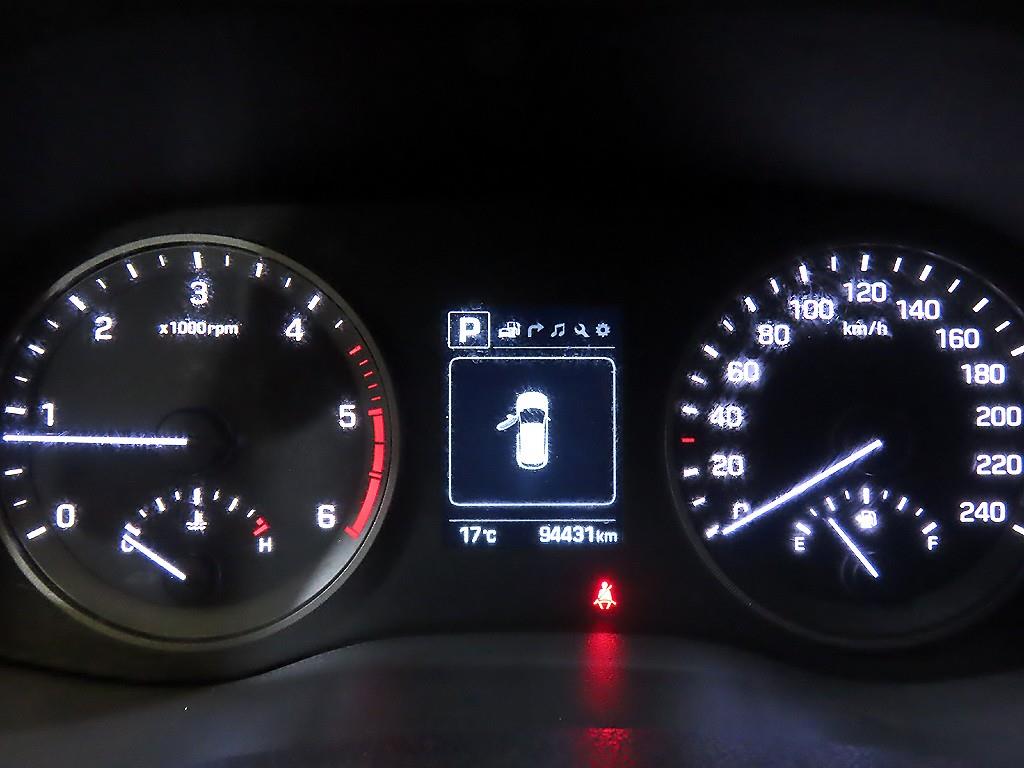 HYUNDAI Tucson - Vista 9