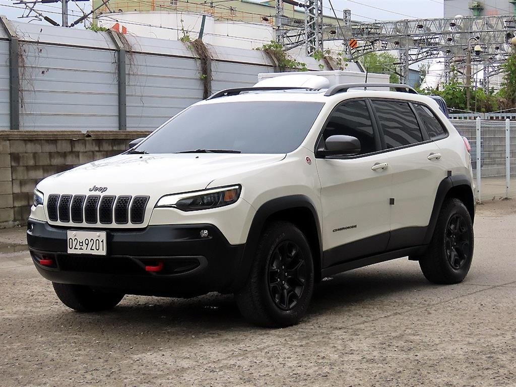 Jeep Cherokee - Vista 2