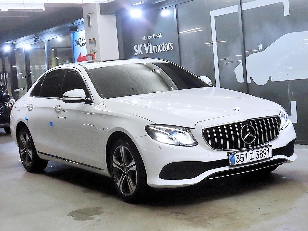 Mercedes Benz E class 2019 Blanco - Importación desde Corea - HF Imports Iquique - Foto 1