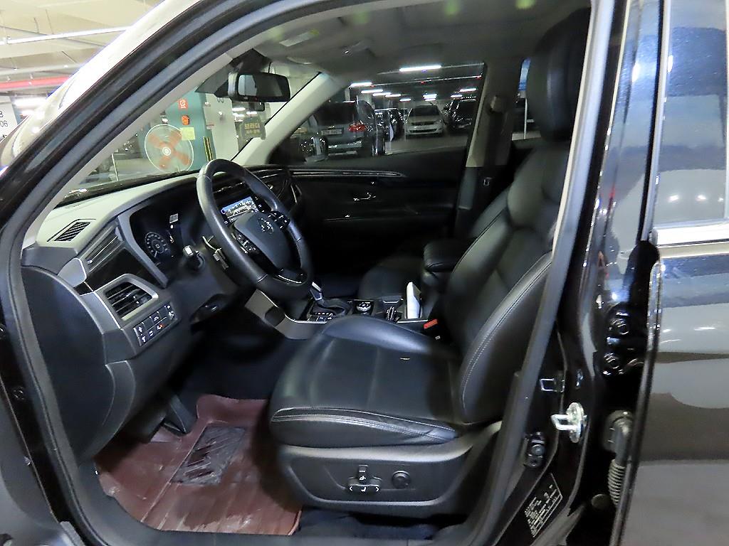 Ssangyong Korando - Vista 6