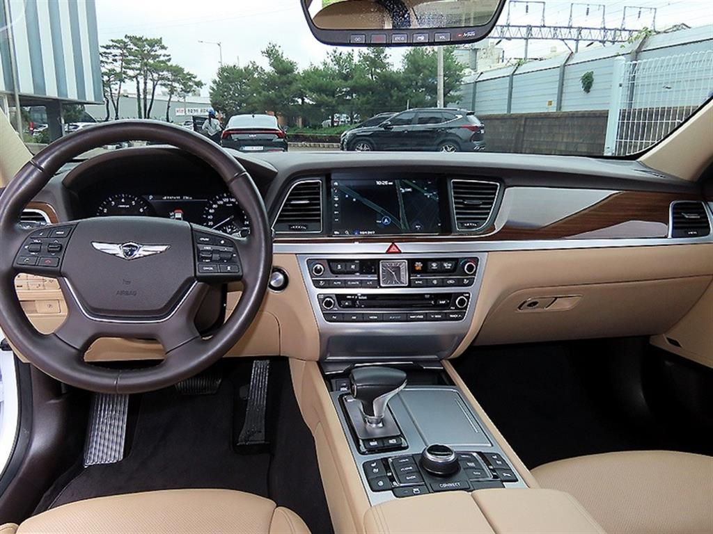 Genesis G80 - Vista 7
