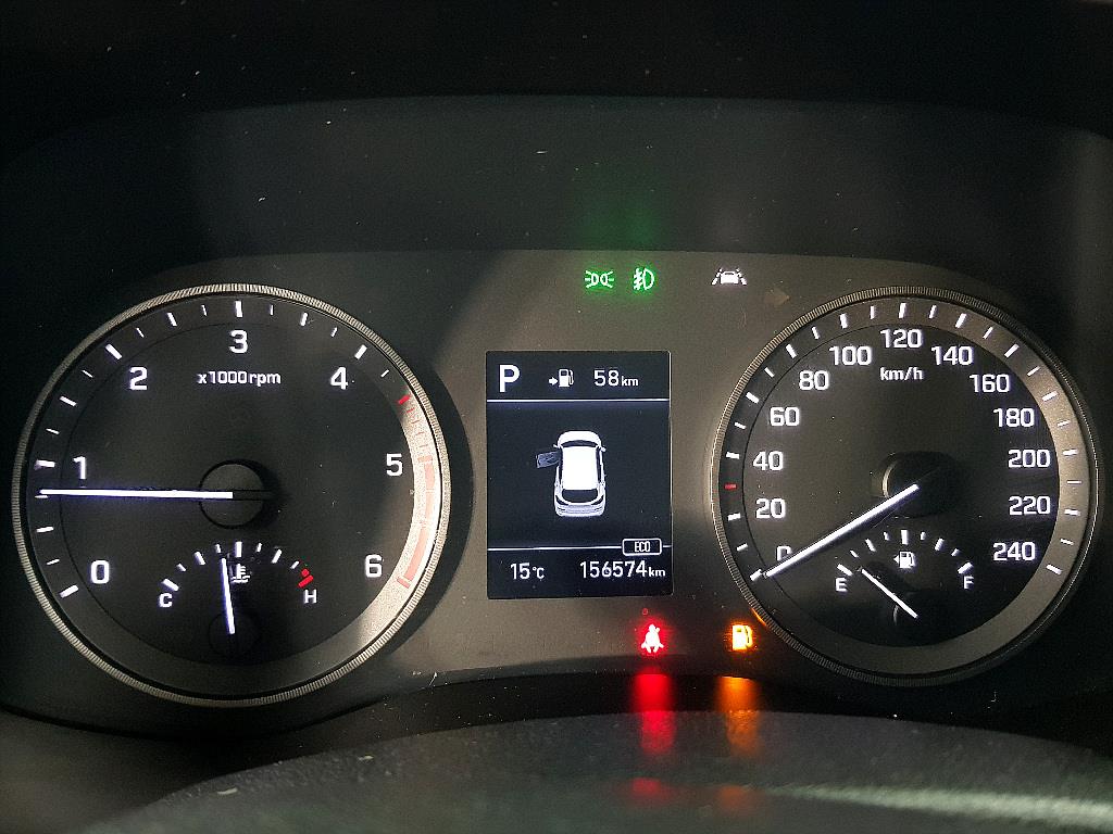 HYUNDAI Tucson - Vista 7