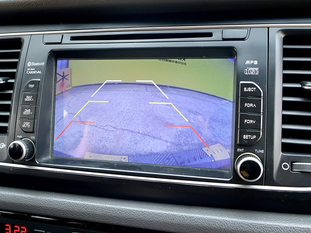 KIA Carnival 2015 Negro - Importación desde Corea - HF Imports Iquique - Foto 10