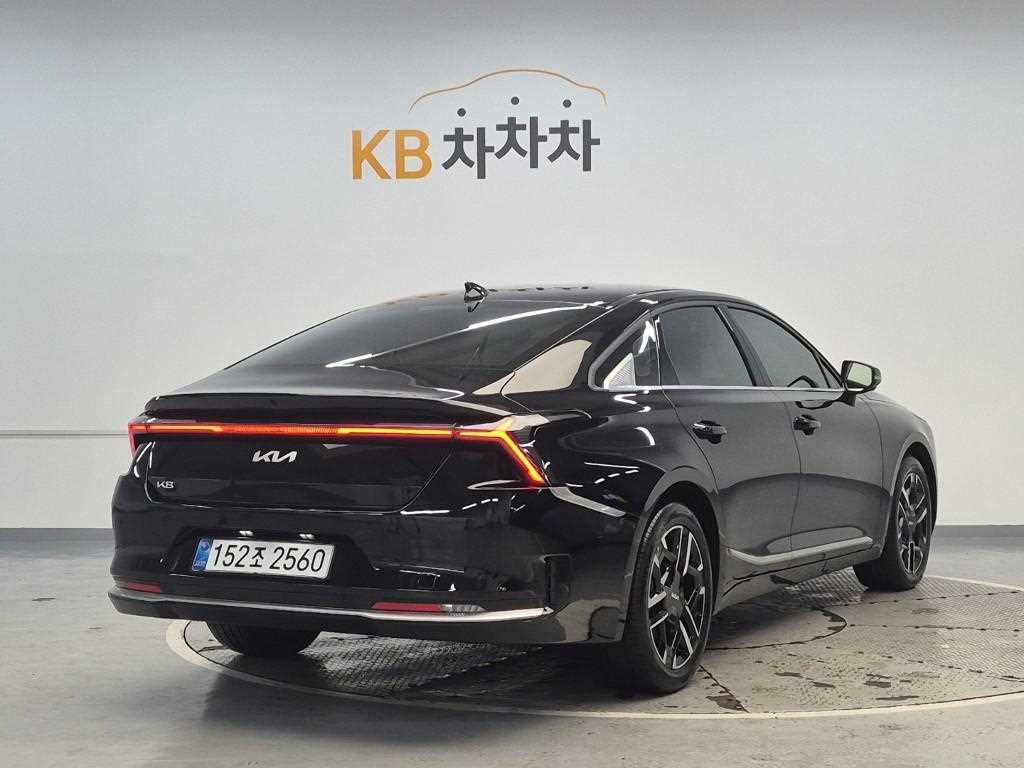 KIA K8 - Vista 3