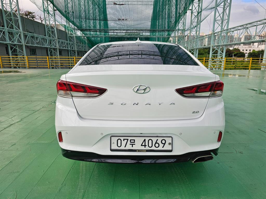 HYUNDAI Sonata - Vista 5