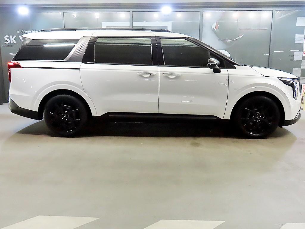 KIA Carnival - Vista 3