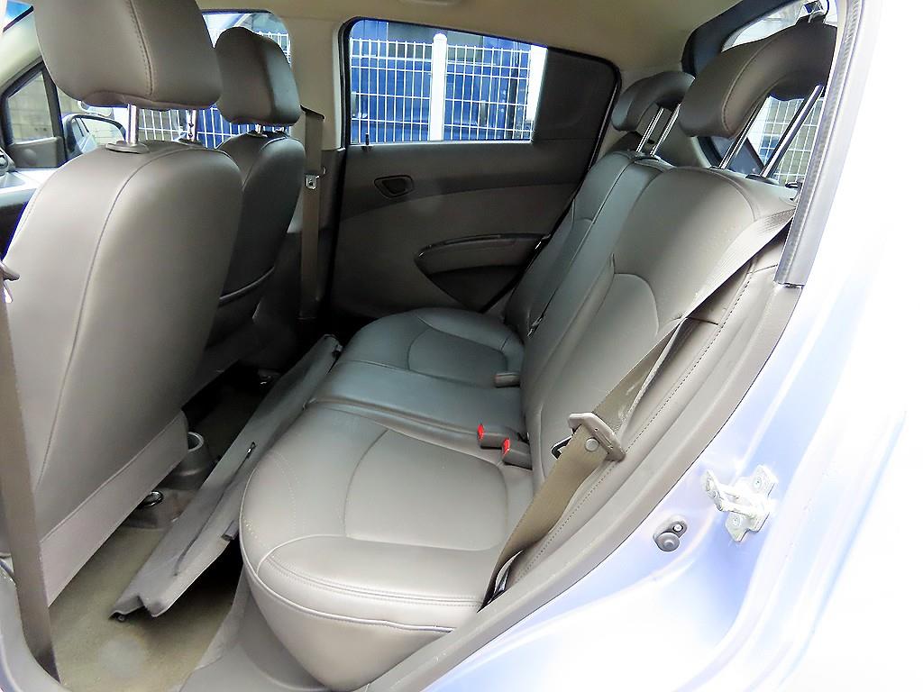 Chevrolet Spark - Vista 6