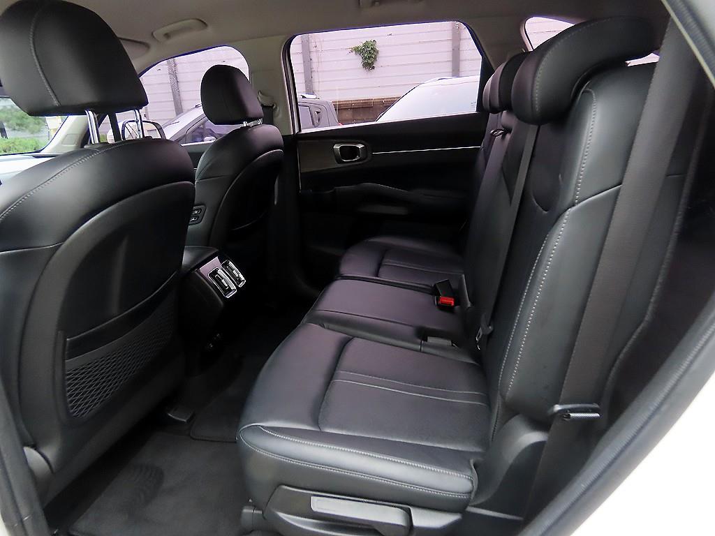 KIA Sorento - Vista 6