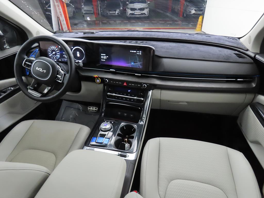 KIA Carnival - Vista 5