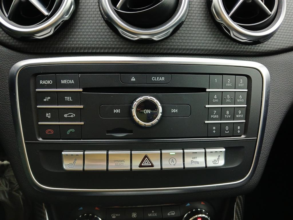 Mercedes Benz GLA Class 2018 Blanco - Importación desde Corea - HF Imports Iquique - Foto 16