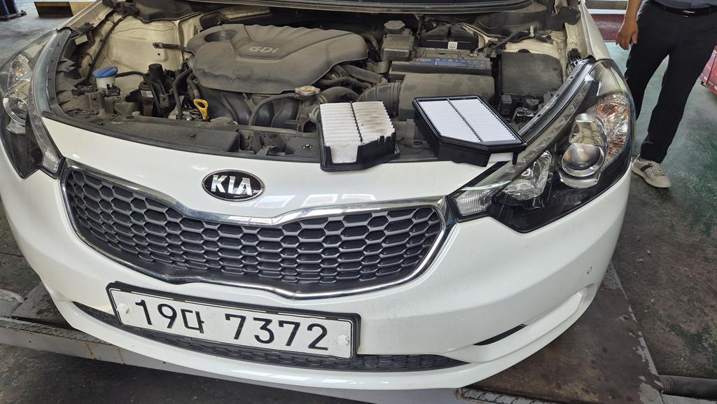 KIA K3 2015 Blanco - Importación desde Corea - HF Imports Iquique - Foto 19