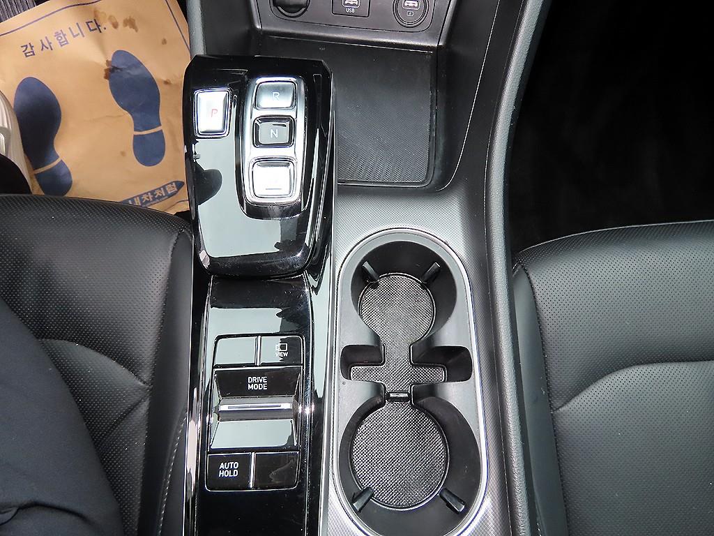 HYUNDAI Sonata - Vista 10