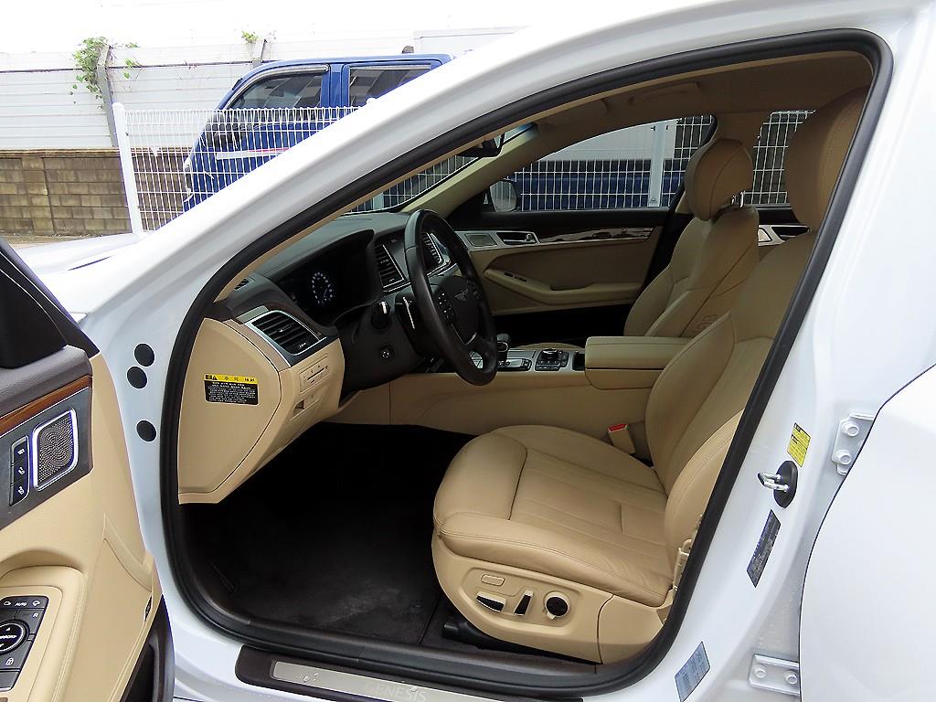 Genesis G80 - Vista 5