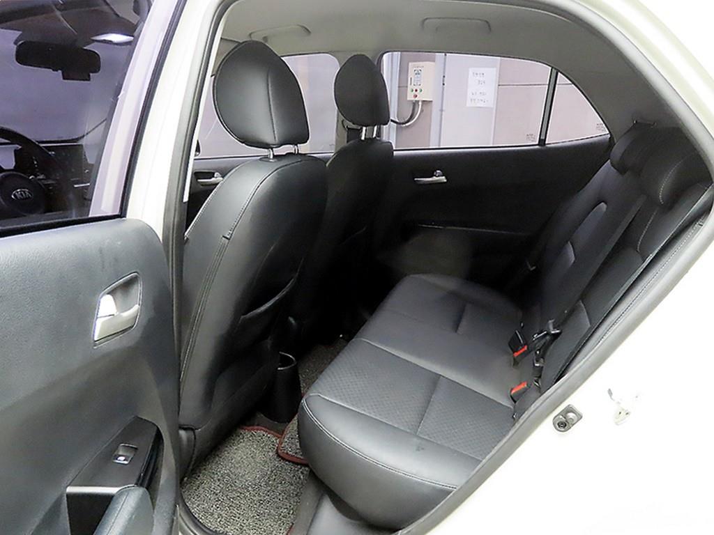 KIA Morning - Vista 6