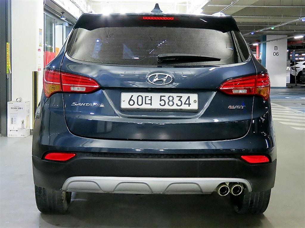 HYUNDAI Santa Fe - Vista 5