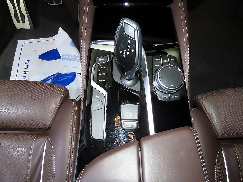 BMW 5 Series - Vista 12