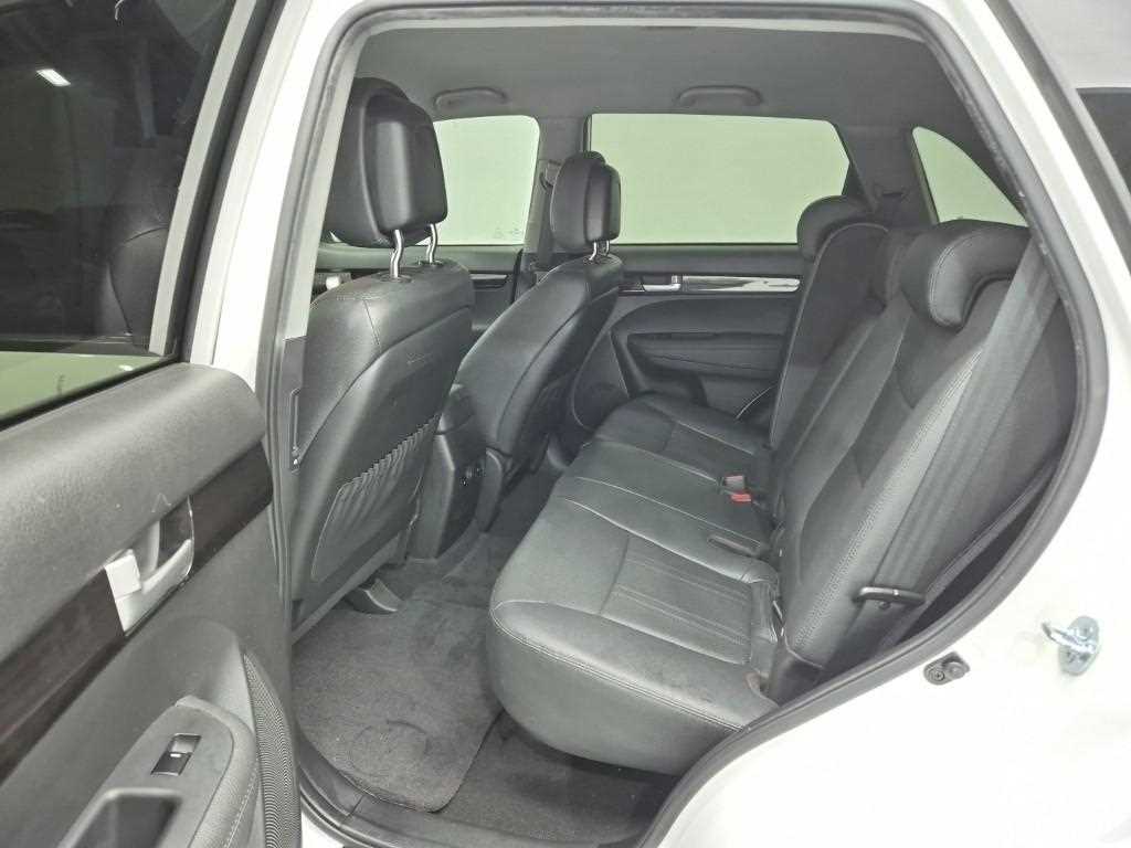KIA Sorento - Vista 12