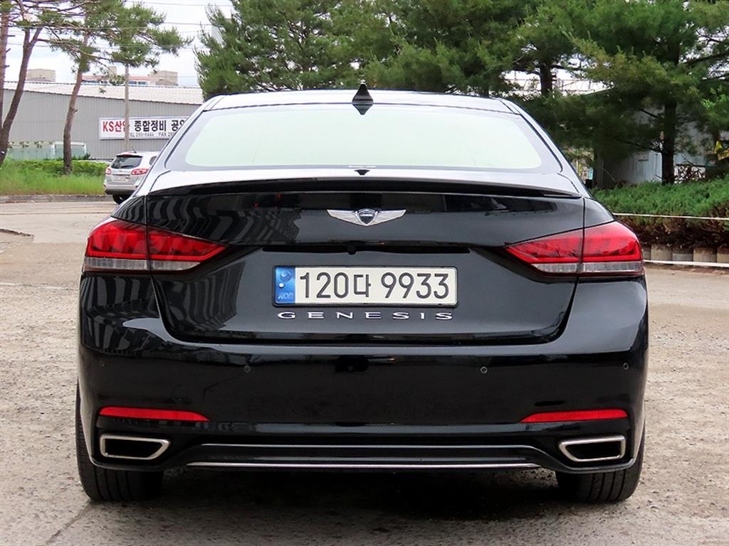 Genesis G80 - Vista 4