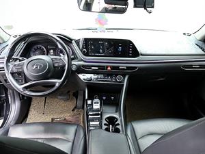 HYUNDAI Sonata - Vista 10