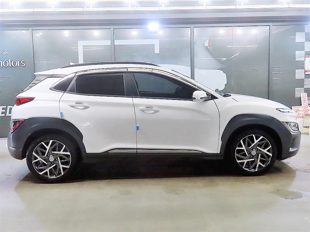 HYUNDAI Kona - Vista 3