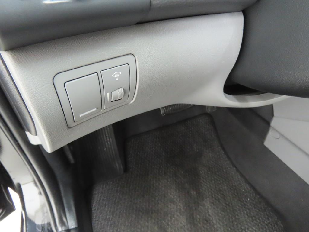 HYUNDAI Avante - Vista 10