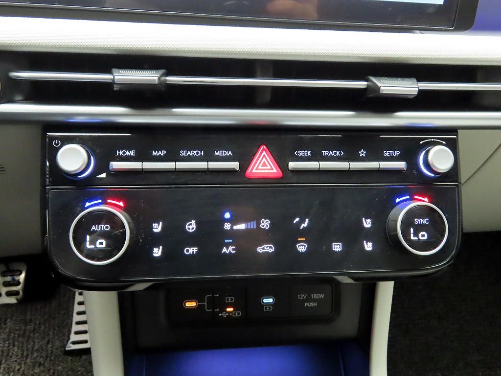 HYUNDAI Tucson - Vista 9
