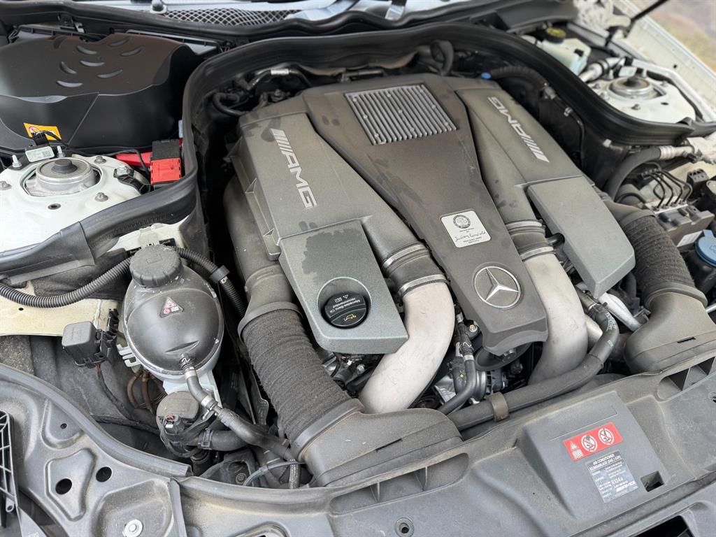 Mercedes Benz CLS Class - Vista 6