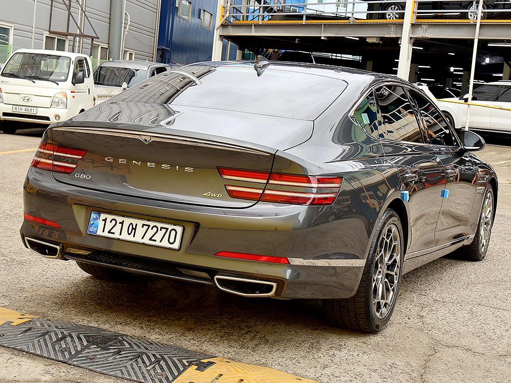 Genesis G80 - Vista 7
