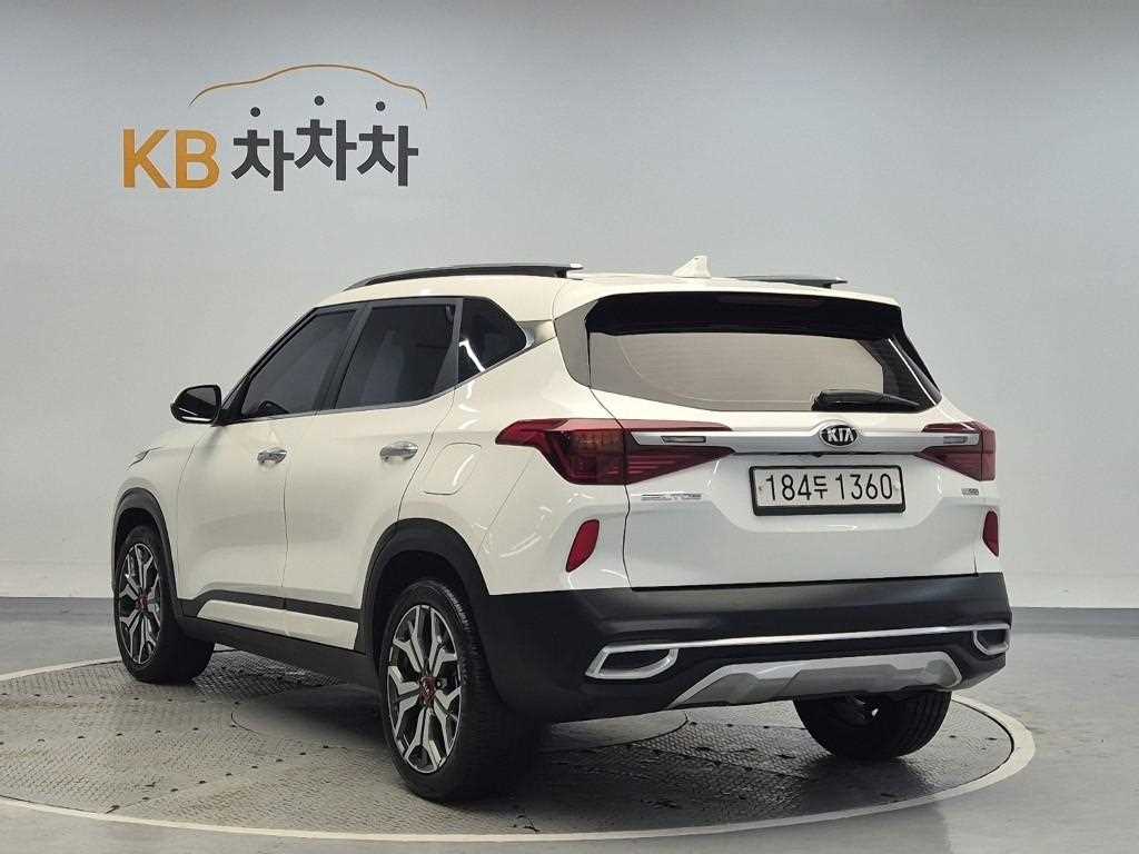 KIA Seltos - Vista 2