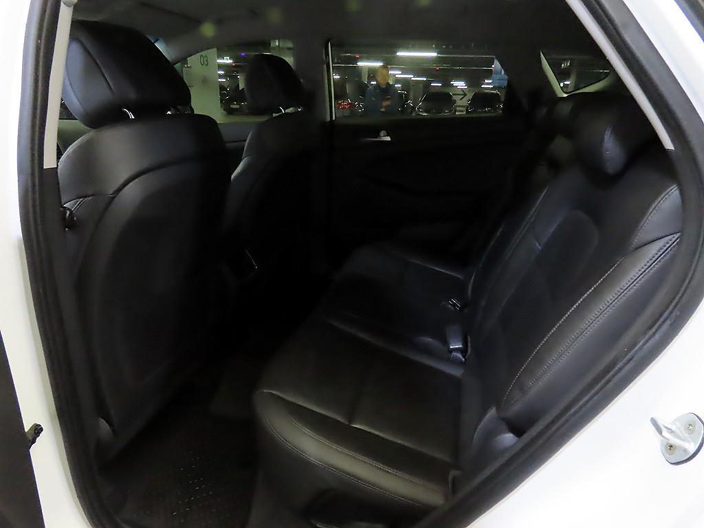 HYUNDAI Tucson - Vista 7
