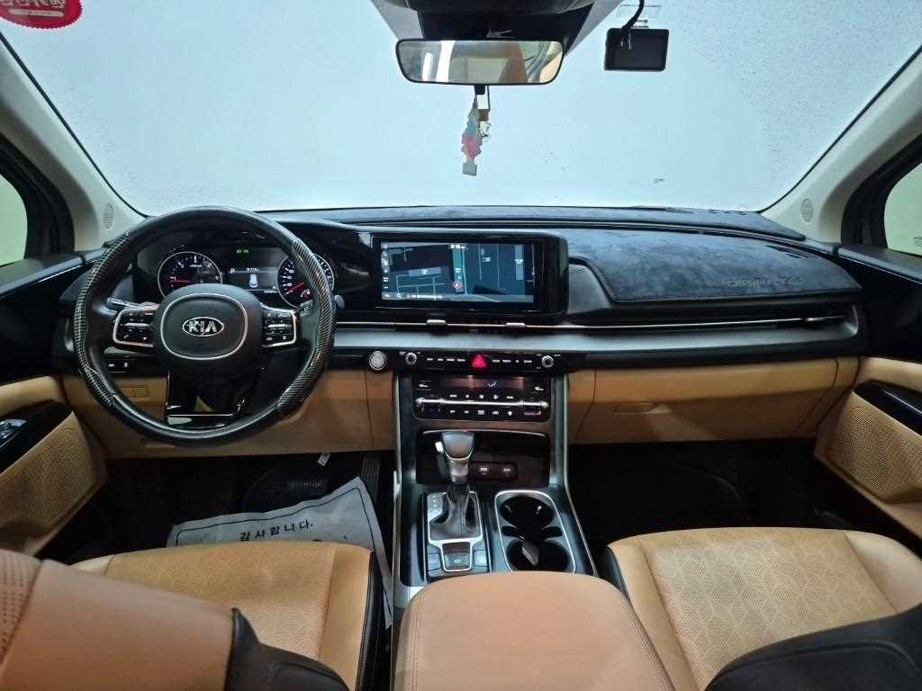 KIA Carnival - Vista 7