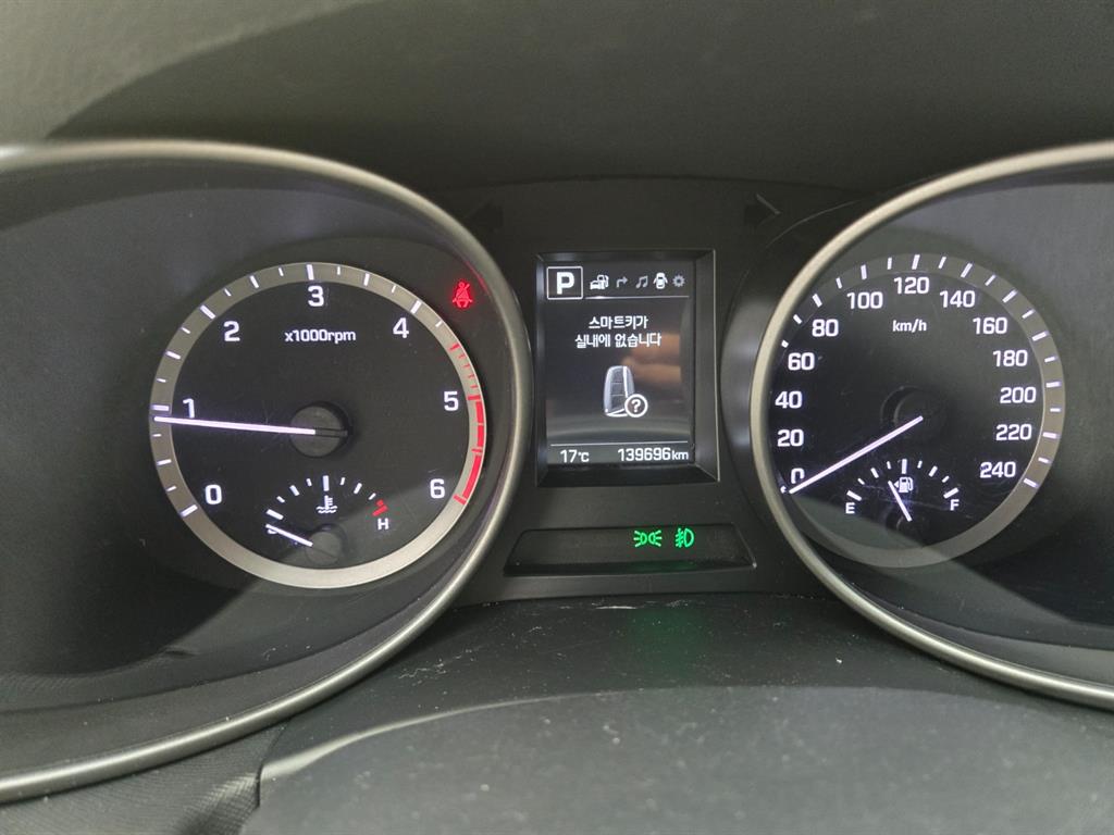 HYUNDAI Santa Fe - Vista 8