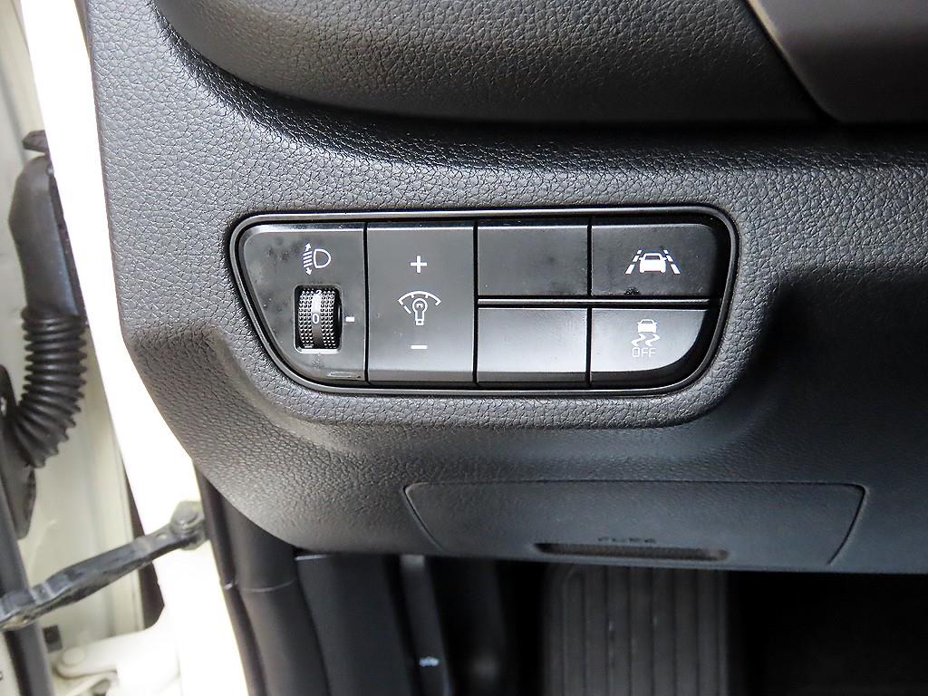 KIA Seltos - Vista 12