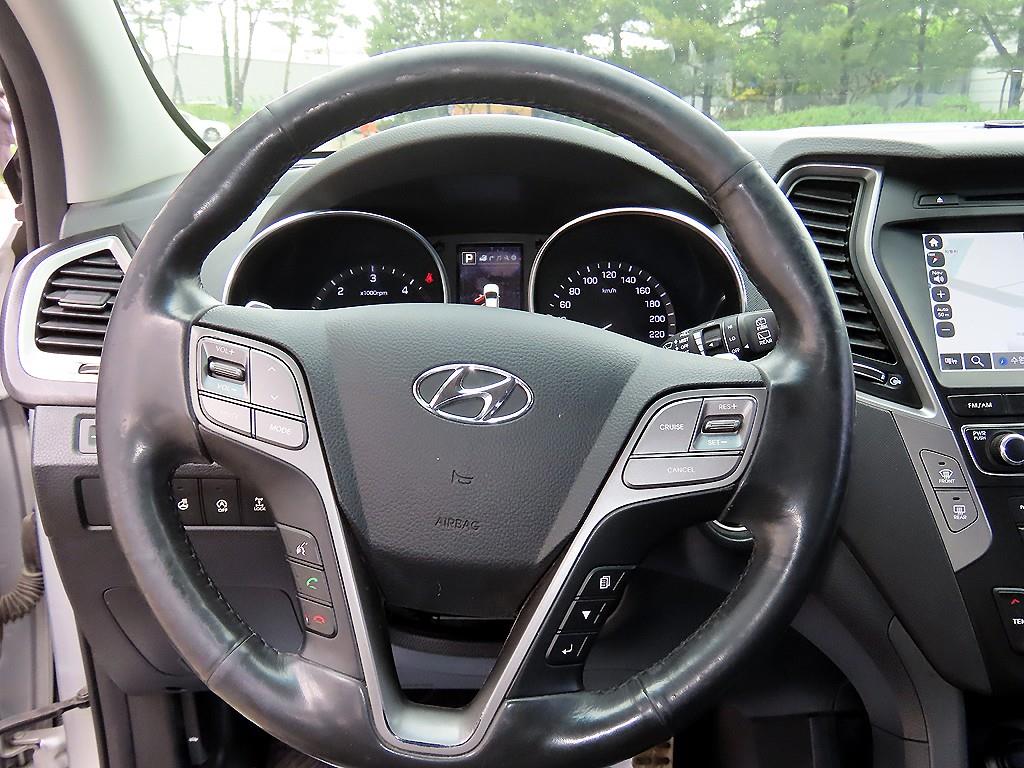 HYUNDAI Santa Fe - Vista 8