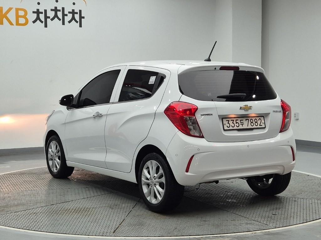 Chevrolet Spark - Vista 2