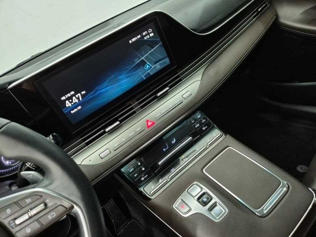 HYUNDAI Grandeur - Vista 10