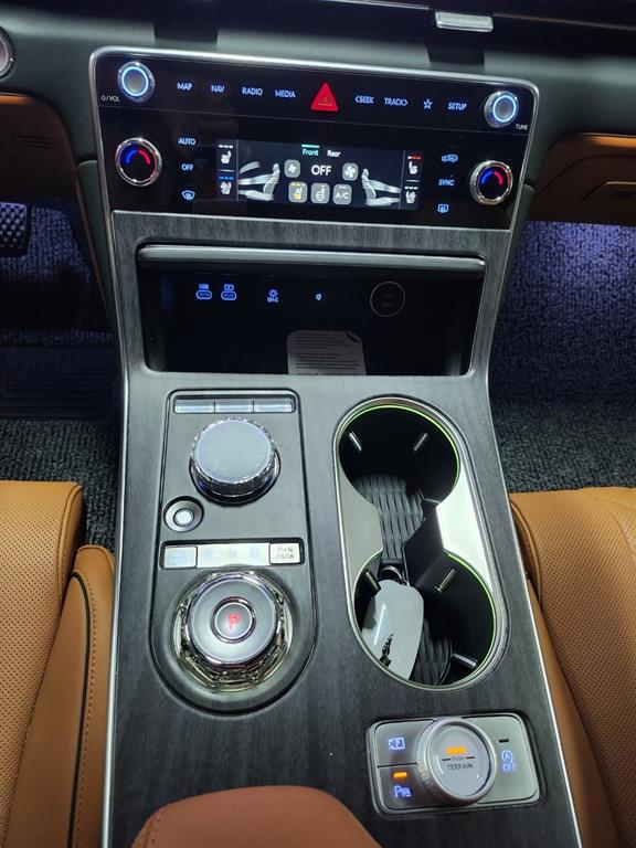 Genesis GV80 2026 Gris - Importación desde Corea - HF Imports Iquique - Foto 13