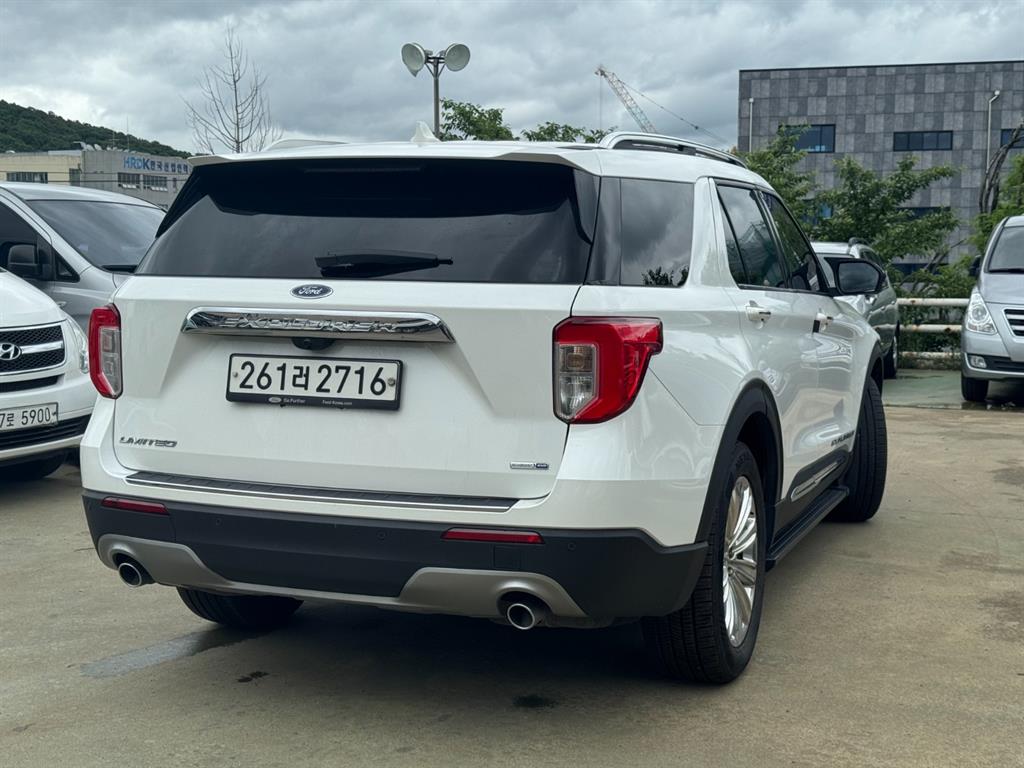 Ford Explorer - Vista 4