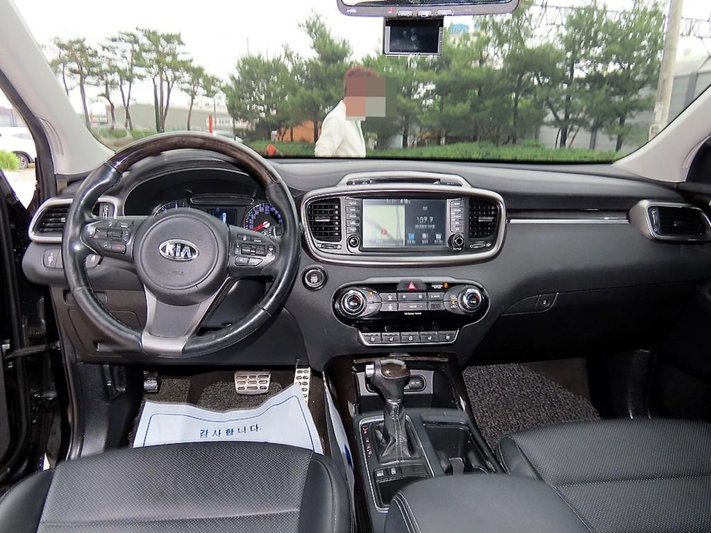 KIA Sorento - Vista 7