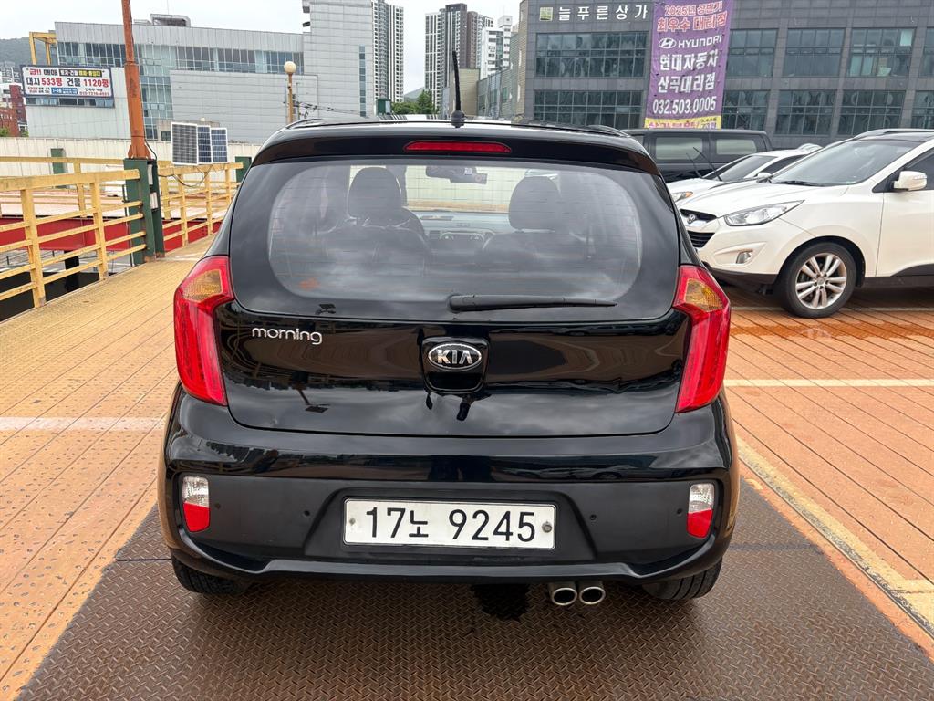 KIA Morning - Vista 4