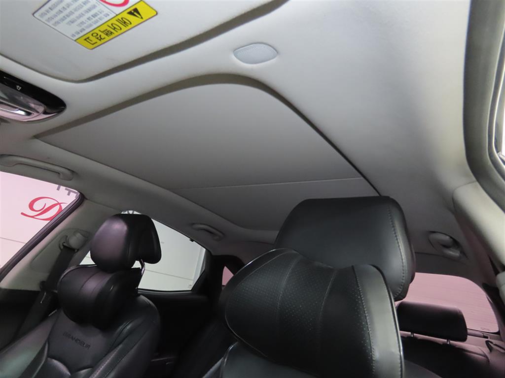 HYUNDAI Grandeur 2015 Negro - Importación desde Corea - HF Imports Iquique - Foto 17