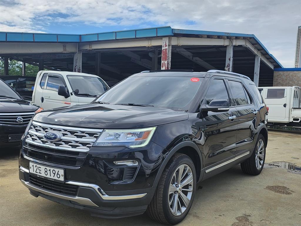 Ford Explorer - Vista 2