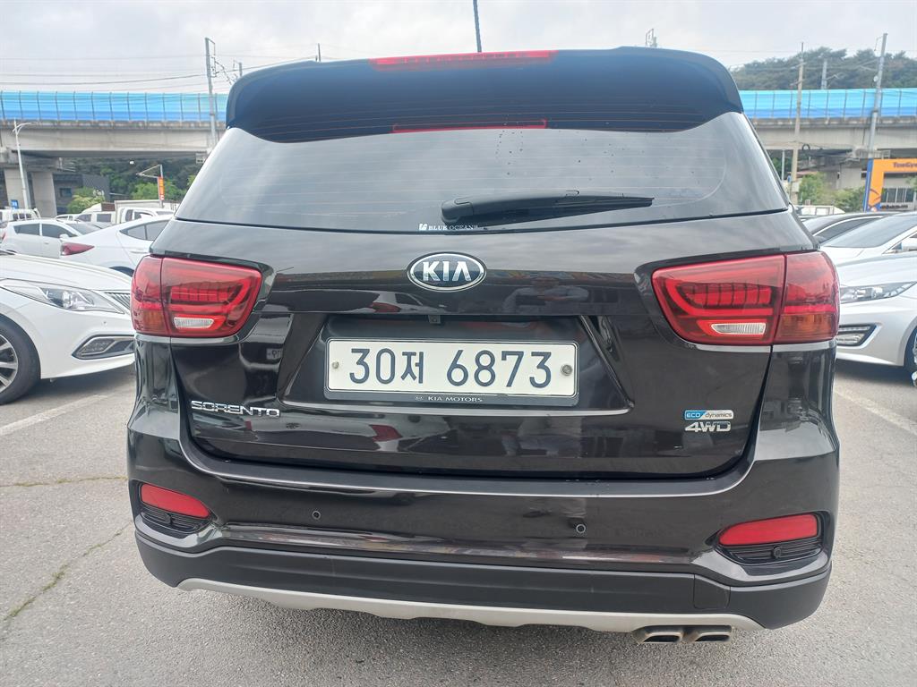 KIA Sorento - Vista 4